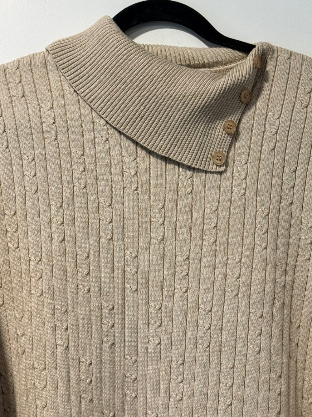 Vintage Alfred Dunner Tan Split Turtleneck w/ Buttons Cable Knit Sweater